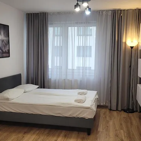 Apartment Przestronny Typu Studio, Garaz Gratis *